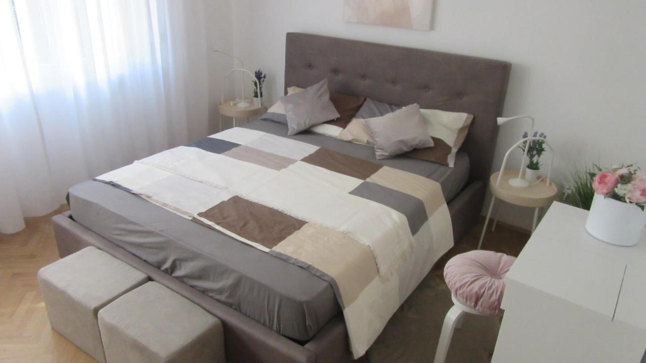 Apartman Dora โอปาติยา ภายนอก รูปภาพ